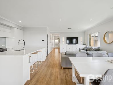 4 Nettup Street, Hammond Park WA 6164