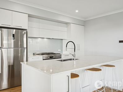 4 Nettup Street, Hammond Park WA 6164