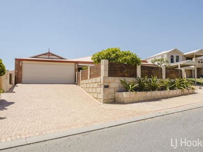 10 Rainham Avenue, Mindarie WA 6030