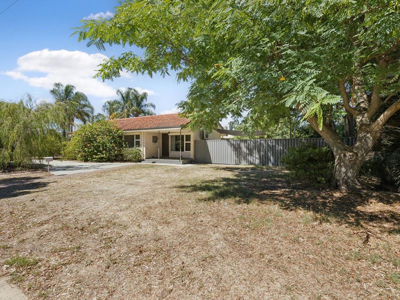 27 Willowmead Way, Kelmscott