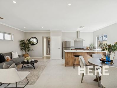 83 Vignerons Loop, Hocking WA 6065