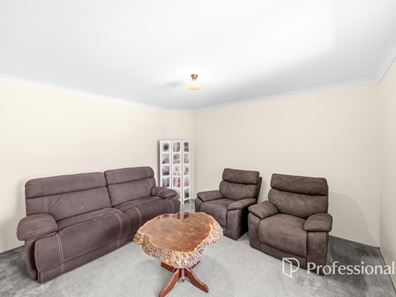 12 Anna Road, Australind WA 6233
