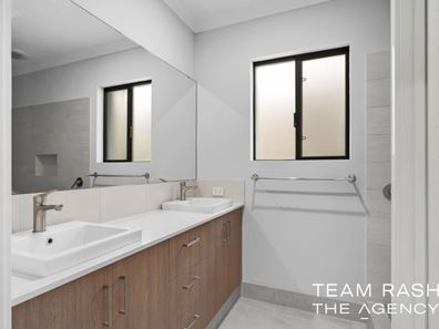 26 Blushing Approach, Treeby WA 6164