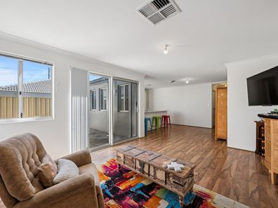 47A Station Street, Cannington WA 6107