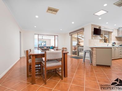 5 Sugarwood Court, Strathalbyn WA 6530