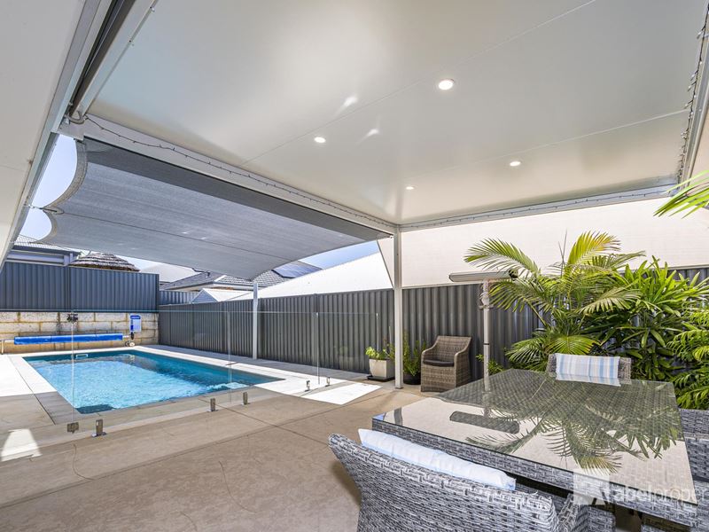 41 Monroe  Cross, Aveley