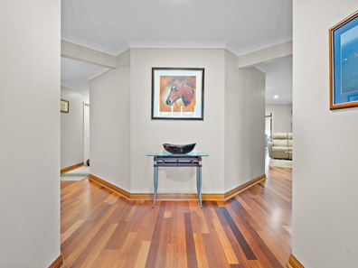 3 Lavender Way, Success WA 6164