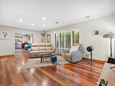 3 Lavender Way, Success WA 6164