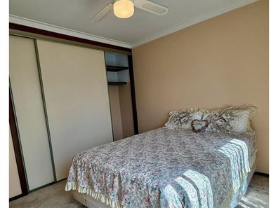 18 Felicia Place, Camillo WA 6111