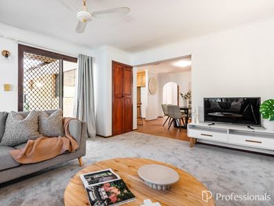 37 Coolabah Way, Forrestfield WA 6058