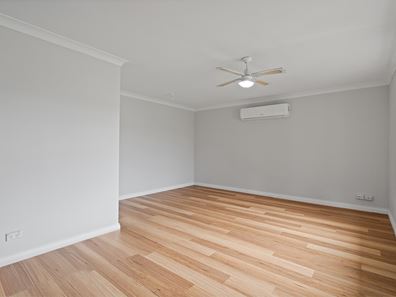 81 Cambridge  Crescent, Cooloongup WA 6168