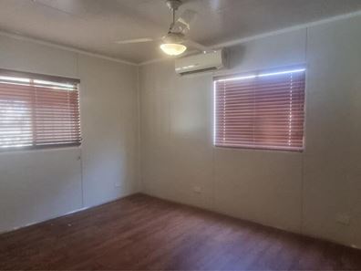220a Moonah Street, Tom Price WA 6751