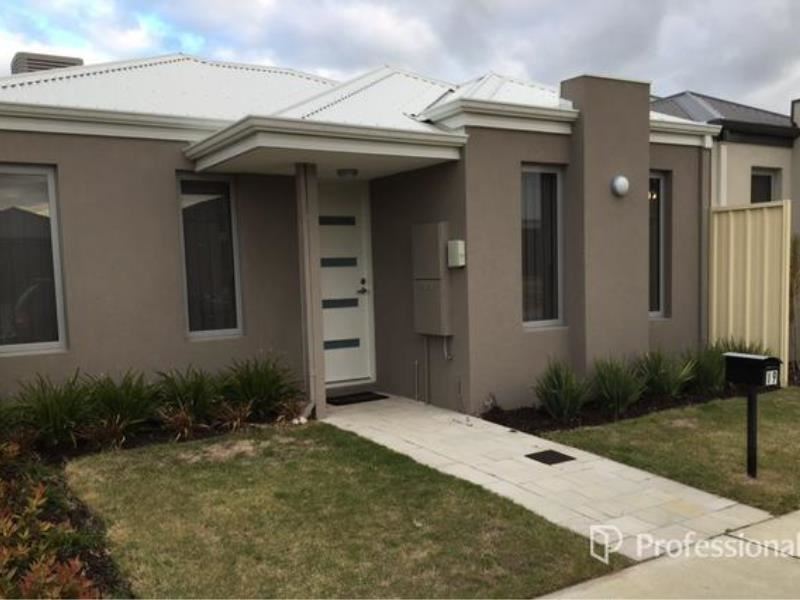 19 Lazuli Rise, Wellard WA 6170