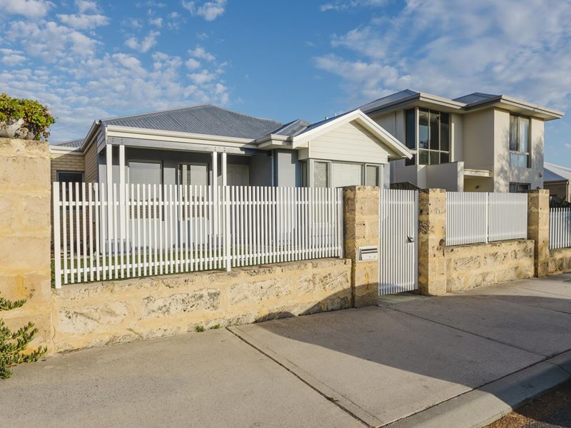 71 Seaside Avenue, Yanchep WA 6035