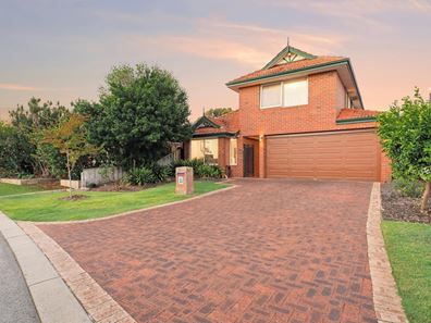 11 Tibradden Circle, Ascot WA 6104