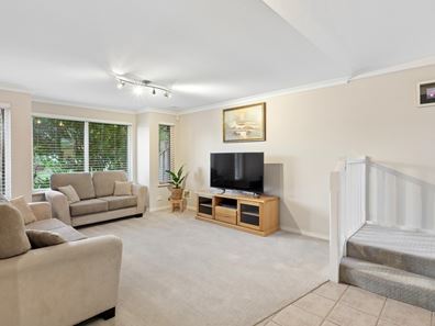 11 Tibradden Circle, Ascot WA 6104