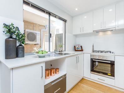 3/206 Kooyong Road, Rivervale WA 6103