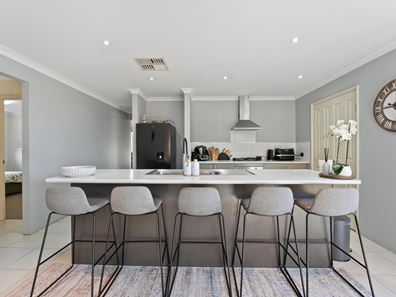 3 Dressage Green, Baldivis WA 6171
