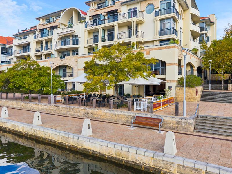 74/20 Royal Street, East Perth