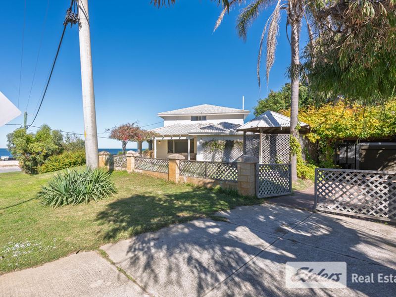 194 Arcadia Drive, Shoalwater WA 6169