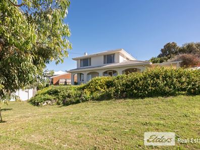 194 Arcadia Drive, Shoalwater WA 6169