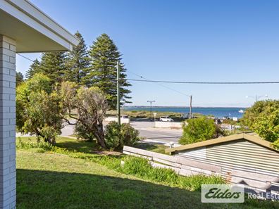 194 Arcadia Drive, Shoalwater WA 6169