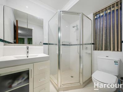 33 Balladong Loop, Carramar WA 6031