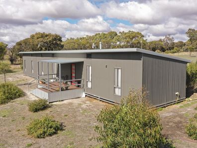 82 Rose Street, Cuballing WA 6311