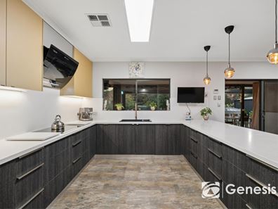 6 Woodlea Place, Sawyers Valley WA 6074