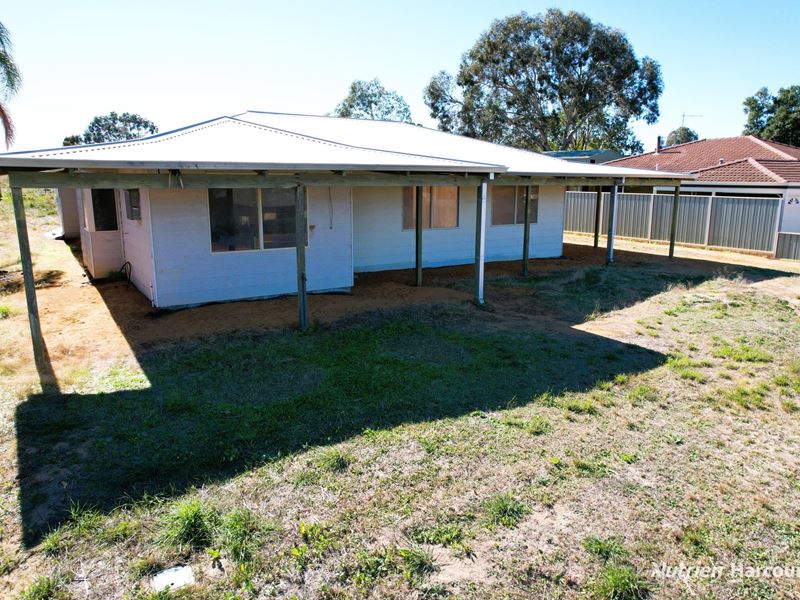14 Strathalbyn Way, Gingin WA 6503