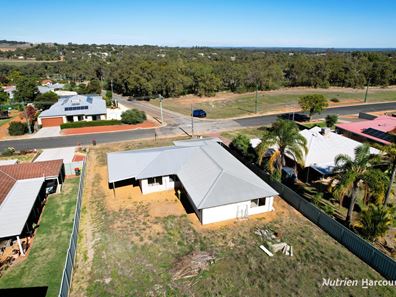 14 Strathalbyn Way, Gingin WA 6503
