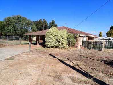 31 Coolabah Way, Forrestfield WA 6058