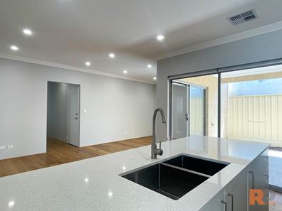 1/176 Banksia Street, Tuart Hill WA 6060