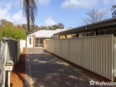 7A Oscar Street, Armadale WA 6112
