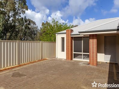 7A Oscar Street, Armadale WA 6112