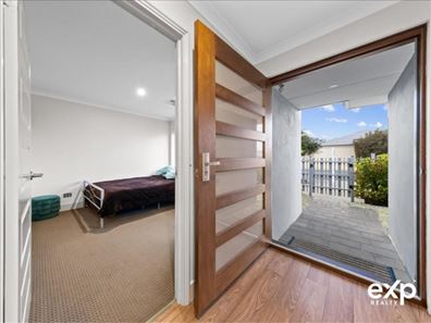 83 CHALLENGER Road, Madora Bay WA 6210