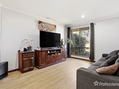 14 Casserley Road, Rockingham WA 6168