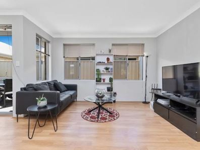 78 Leisure Way, Halls Head WA 6210