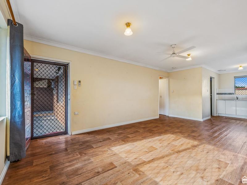 2/8 Toorak Road, Armadale WA 6112