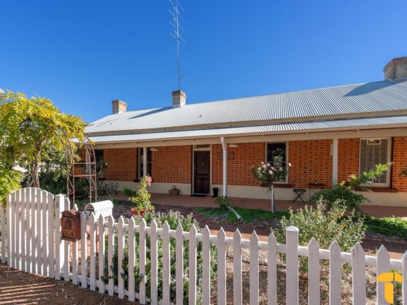 4 Wheeler Street, York WA 6302