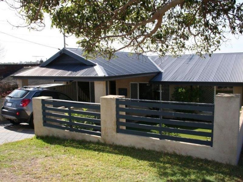 4 Drabble Road, Scarborough WA 6019