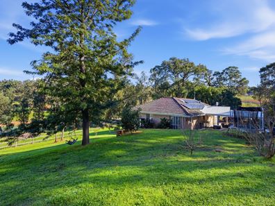 140 Irymple Road, Roleystone WA 6111
