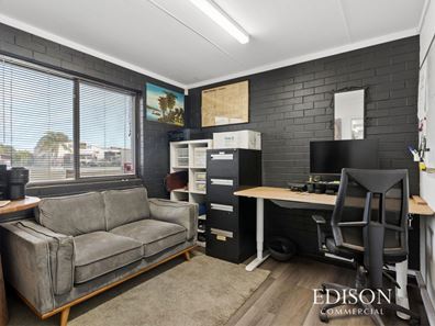 2/24 Yampi Way, Willetton WA 6155