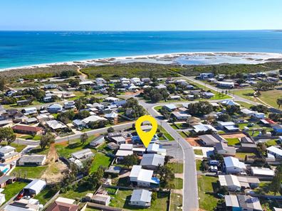 22 DRUMMOND CIRCUS, Cervantes WA 6511