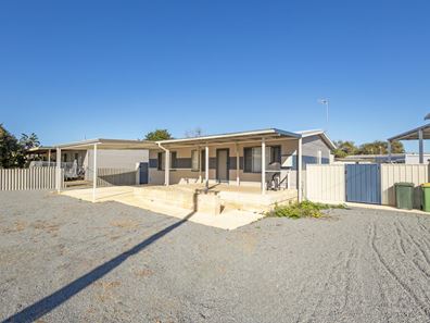 22 DRUMMOND CIRCUS, Cervantes WA 6511