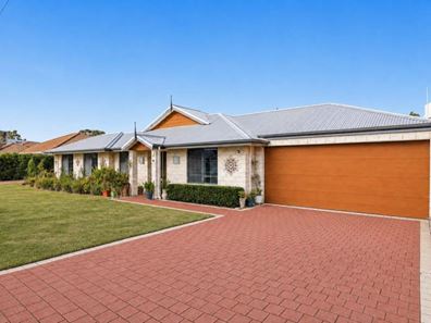 1/2 Beverley Road, Cloverdale WA 6105