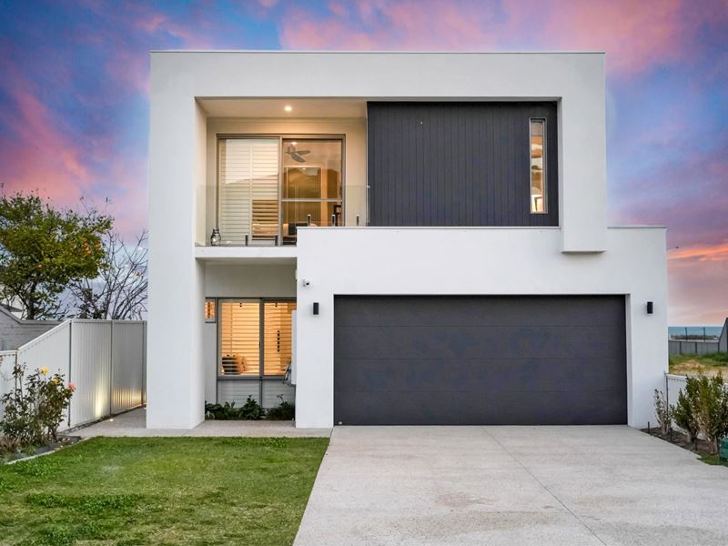 7A Gloriana View, Ocean Reef WA 6027