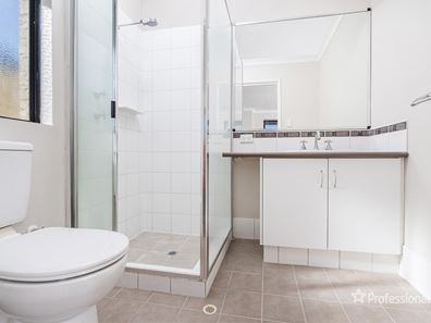 5 Fleetwing Street, Wandina WA 6530
