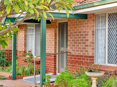 4/8 PEEL STREET, Pinjarra WA 6208