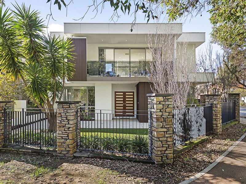 2 Honeypot Way, Churchlands